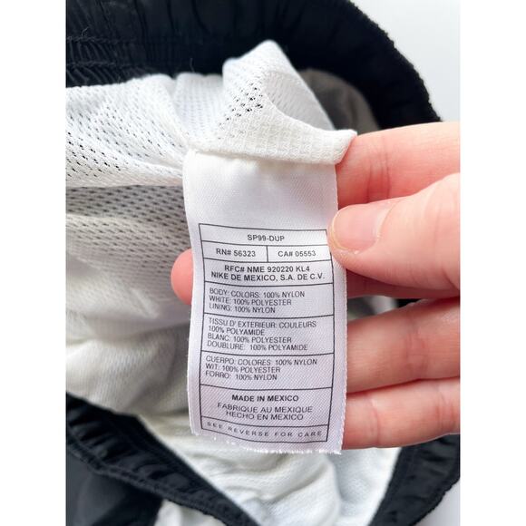 Men's Black and White Nike Swim Trunks Size Large - Picture 6 of 7